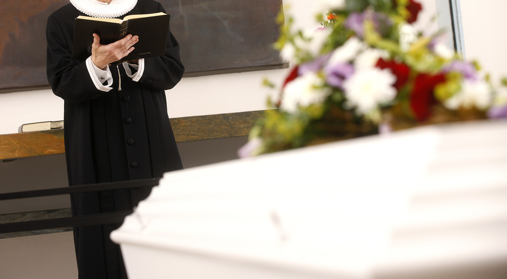 Bisættelse og begravelse