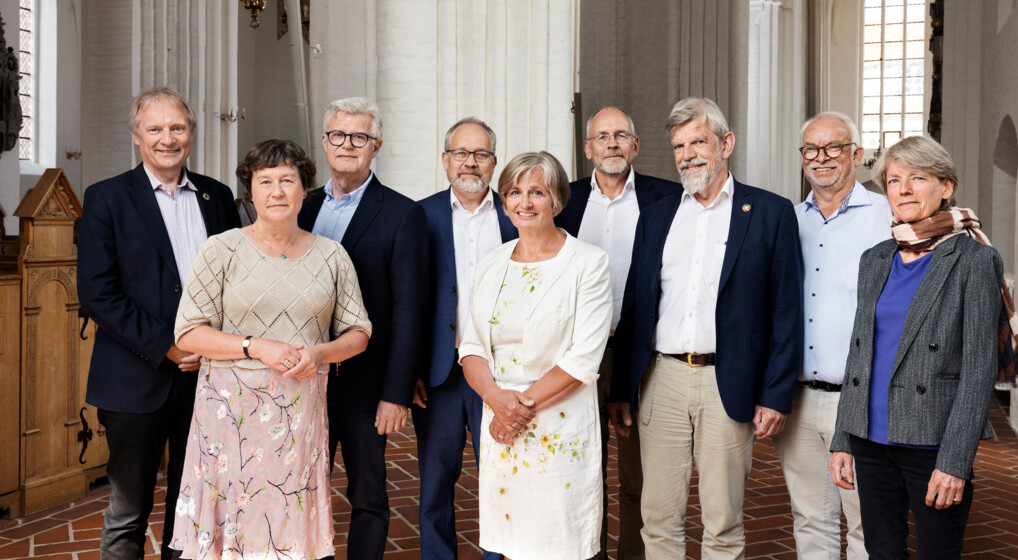 Gruppefoto af ni af landets biskopper